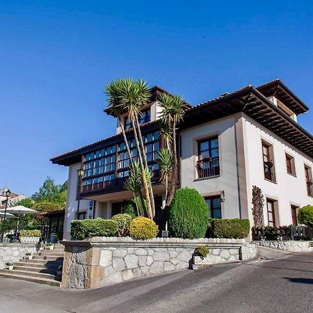 Hotel La Boriza Andrín Eksteriør billede